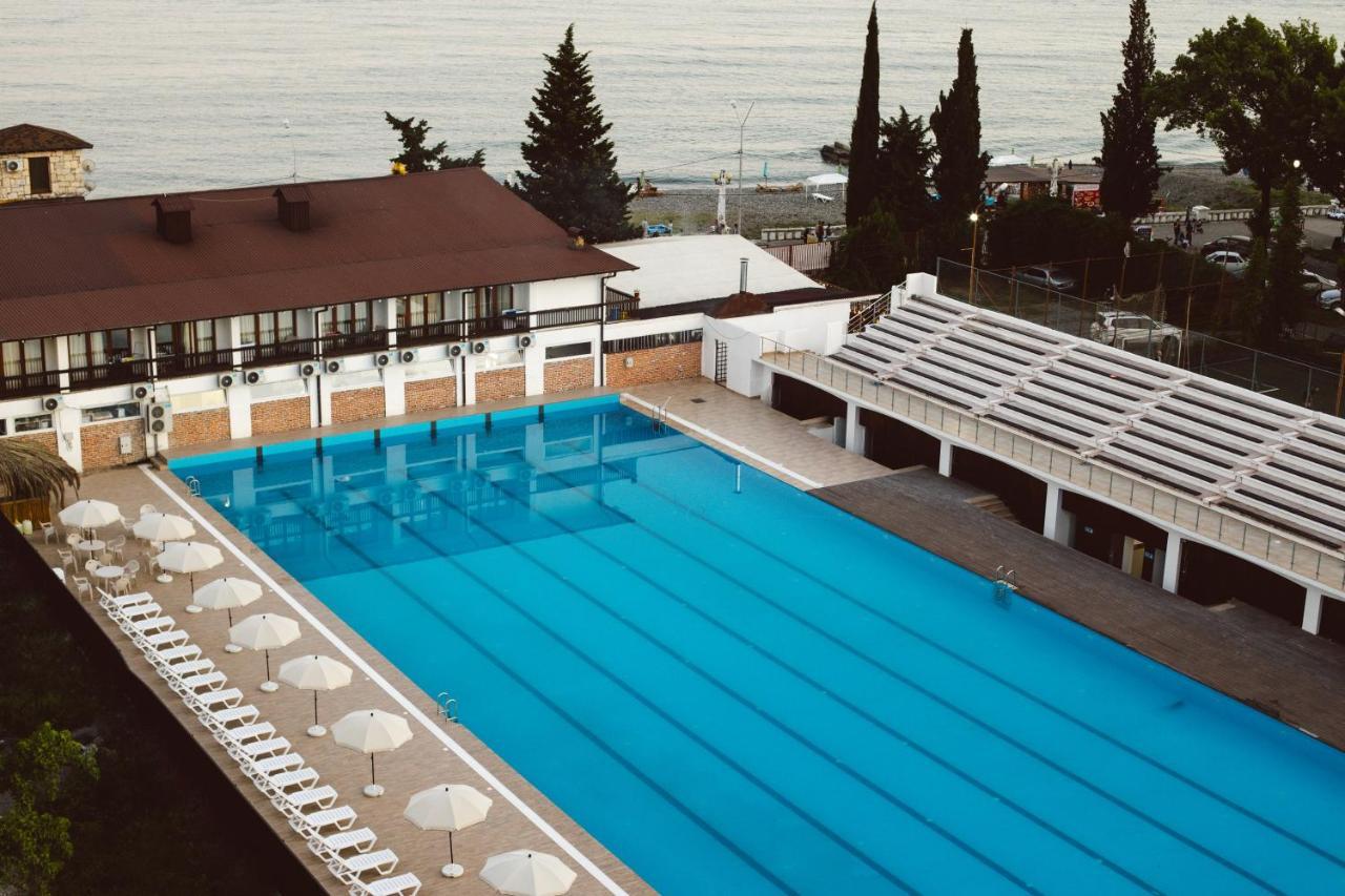 Dem Hotel Szuhumi Kültér fotó