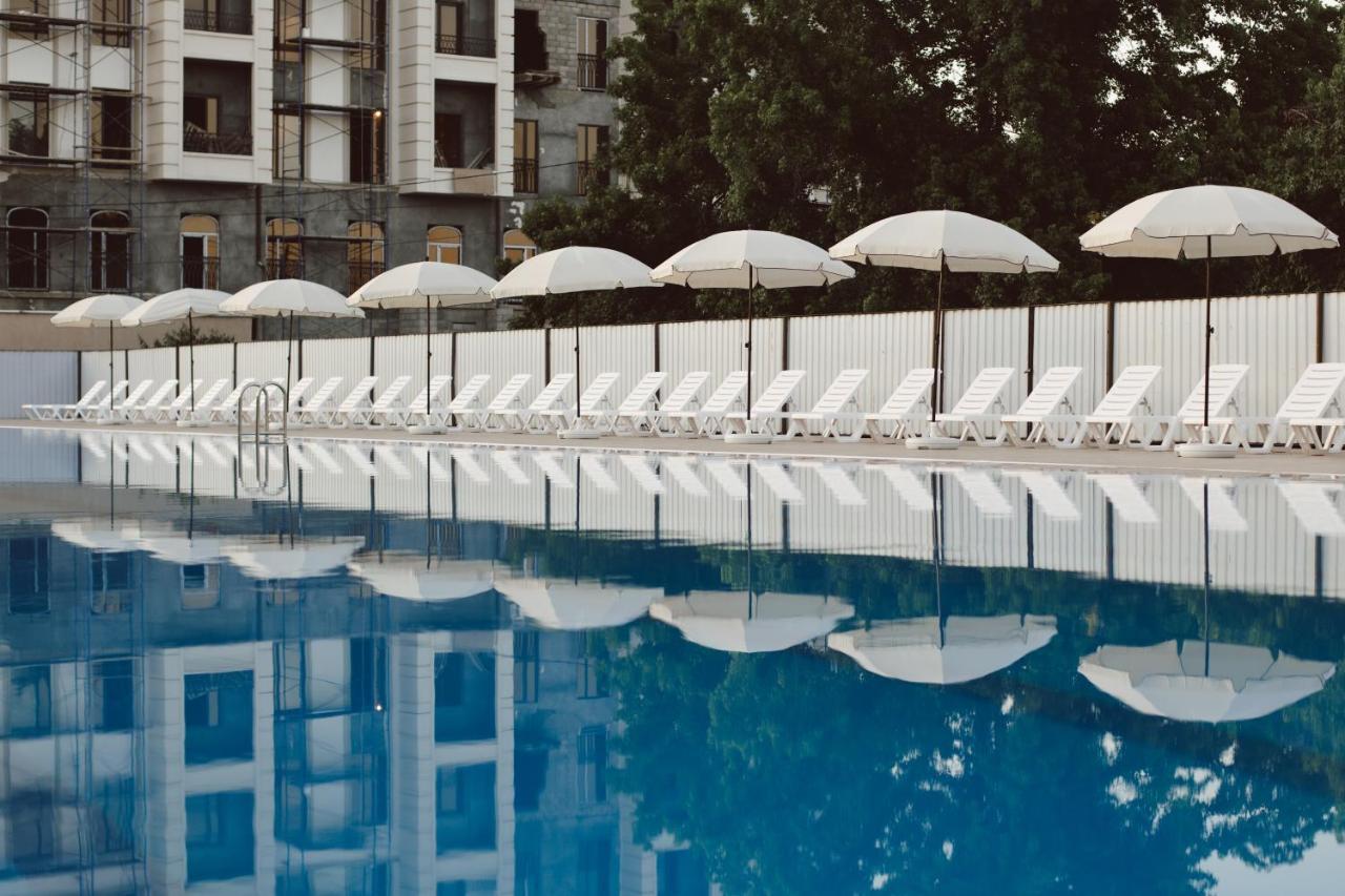 Dem Hotel Szuhumi Kültér fotó