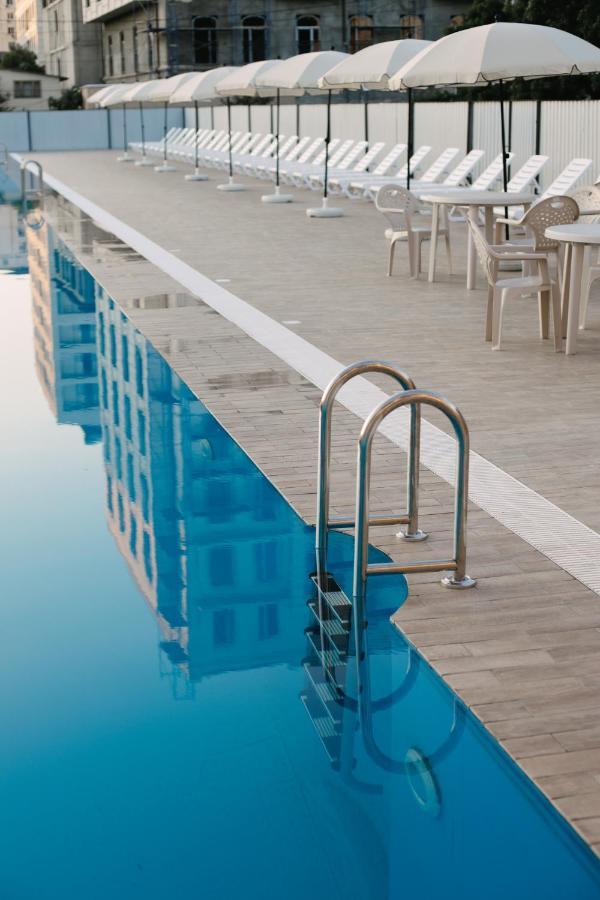 Dem Hotel Szuhumi Kültér fotó