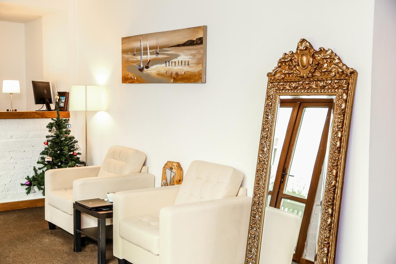 Dem Hotel Szuhumi Kültér fotó