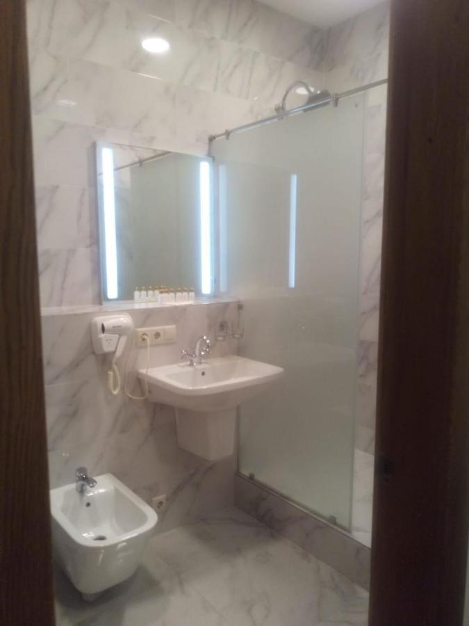 Dem Hotel Szuhumi Kültér fotó